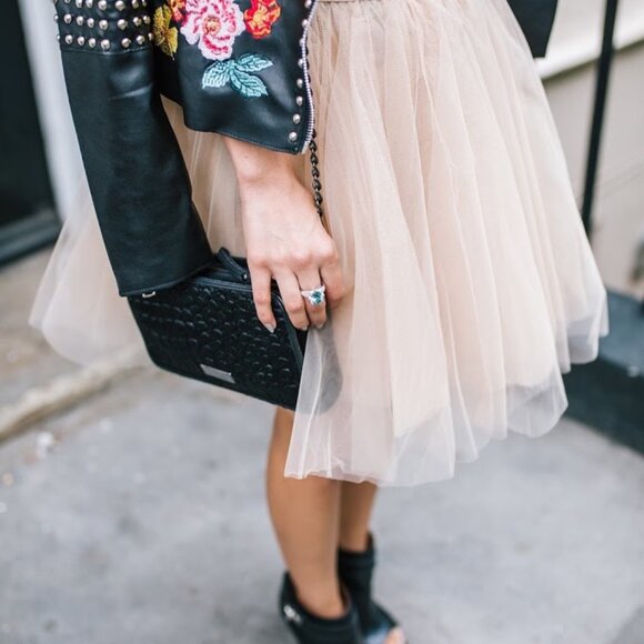 Over the Knee Champagne tutu - Picture 2 of 5